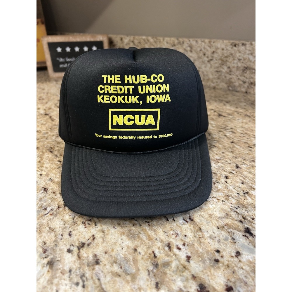 Vintage 1980's Trucker Hat Snap Back " Keokuk Hub-Co Credit Uni" Insulated Black
